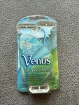 Gillette Venus 3 Smooth Skin Aloe & Vit Cartridges. Fixed Price $12.99.