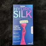 Schick Hydro Silk Expert Care Women Razor, 1 Handle + 3 Cartridges. Fixed Price $8.99.