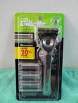 Gillette Labs Mens Razor With Exfoliating Bar 1 Stand 4 Cartridges. Fixed Price $19.99.