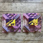 2 Pks Vtg Gillette Daisy Twin Blade Disposable Shavers Womens Razor Nos 70S 80S. Fixed Price $15.00.