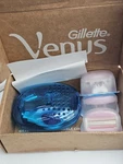 Gillette Venus Mini Comfortglide White Tea Razors Women. Fixed Price $15.00.
