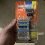 Gillette Fusion 5 Proglide 1 Razor Handle 6 Cartridges Nfl Salute To Service. Fixed Price $22.99.