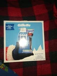 Gillette Men's Shave Care Gift Set - Razor, 2 Cartridges & Foam New. Fixed Price $15.99.
