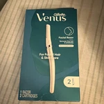 Gillette Venus Facial Razor For Women, White, 2 Cartridges, Ergonomic Handle. Fixed Price $11.96.