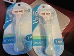Lot Of 2 Gillette Venus Skin Elixir Sensitive Extra Smooth Razors 3 Blades. Fixed Price $8.19.
