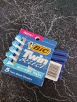 Vintage Nos Bic Twin Select Normal Skin 5 Blade Shavers. Fixed Price $11.95.