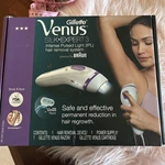 Gillette Venus Silk-expert Hair Removal System BD3001 Body & Face. Fixed Price $75.00.