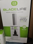 Bladelife Razor Storage Device Model DV40. Fixed Price $26.99.
