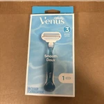 Women Gillette Venus Smooth Doux Razor 3 Blades + 1 Cartridge New. Fixed Price $16.99.