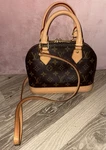 Louis Vuitton Alma Bb Hand Bag/crossbody Brown Canvas. Fixed Price $1000.00.