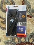 Kingsfolk Straight Edge Razor W/ 100 Blades Sheath, Brand New!. Fixed Price $11.00.
