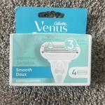 Gillette Venus Smooth Sensitive Women's Razor Blade Refills - 4PCS. Fixed Price $10.99.